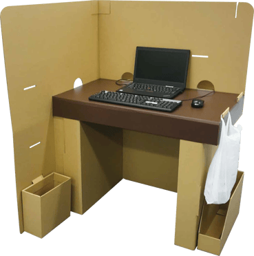 パンフレット印刷だけじゃない！新たなる挑戦！段ボールで机を作成して